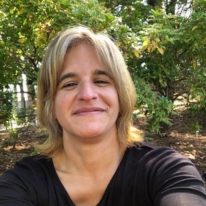 Meet your Posher, Keri